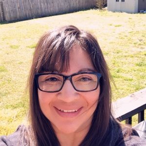 Meet your Posher, Esther